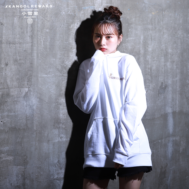 小雪里×KANGOL REWARDコラボ プルオーバーパーカー