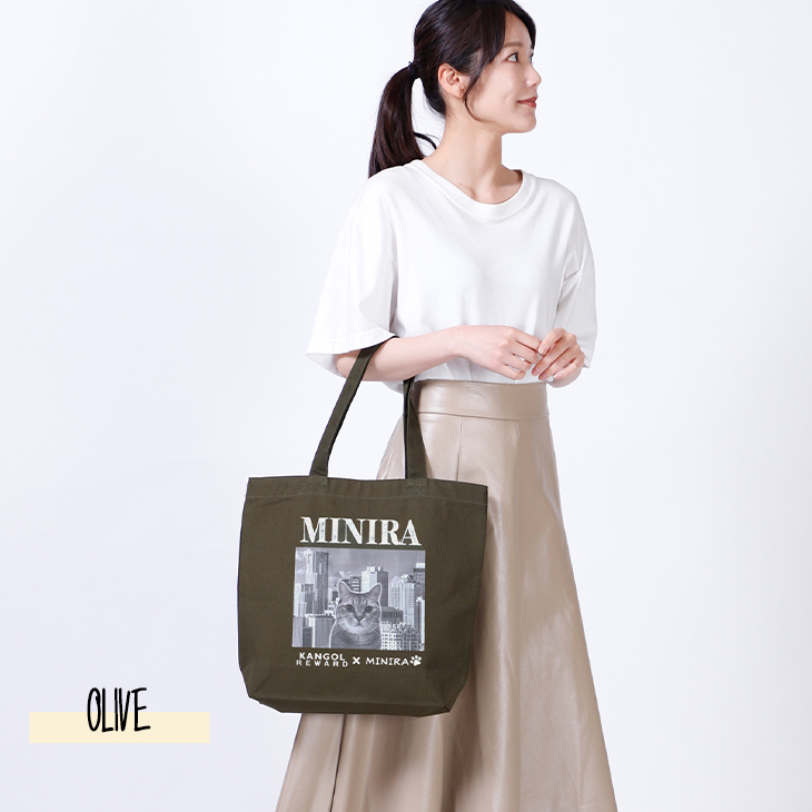 ♡ニーナ様♡専用　✿ジョリーフルール✿　両面コラコラ大サイズのトートバッグ ♡ニーナ様♡専用 ✿ジョリーフルール✿ 両面コラコラ大サイズのトート